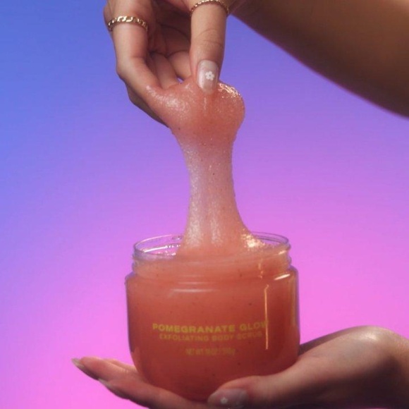 Daise Exfoliating Body Scrub - Picture 5 of 6